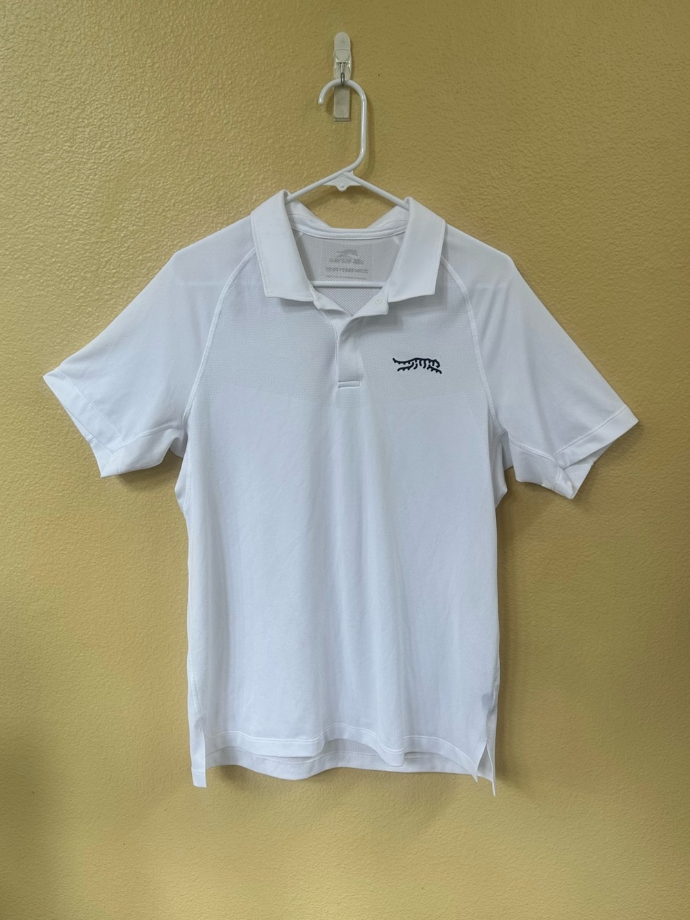 Sun Day Red Core Polo White Snap Performance Golf Shirt Tiger Woods  Medium EUC! - Picture 4 of 12